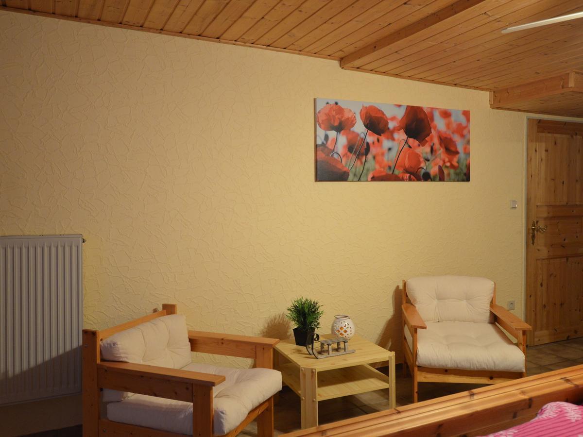 Apartment In The District Of Мандершайд Екстериор снимка