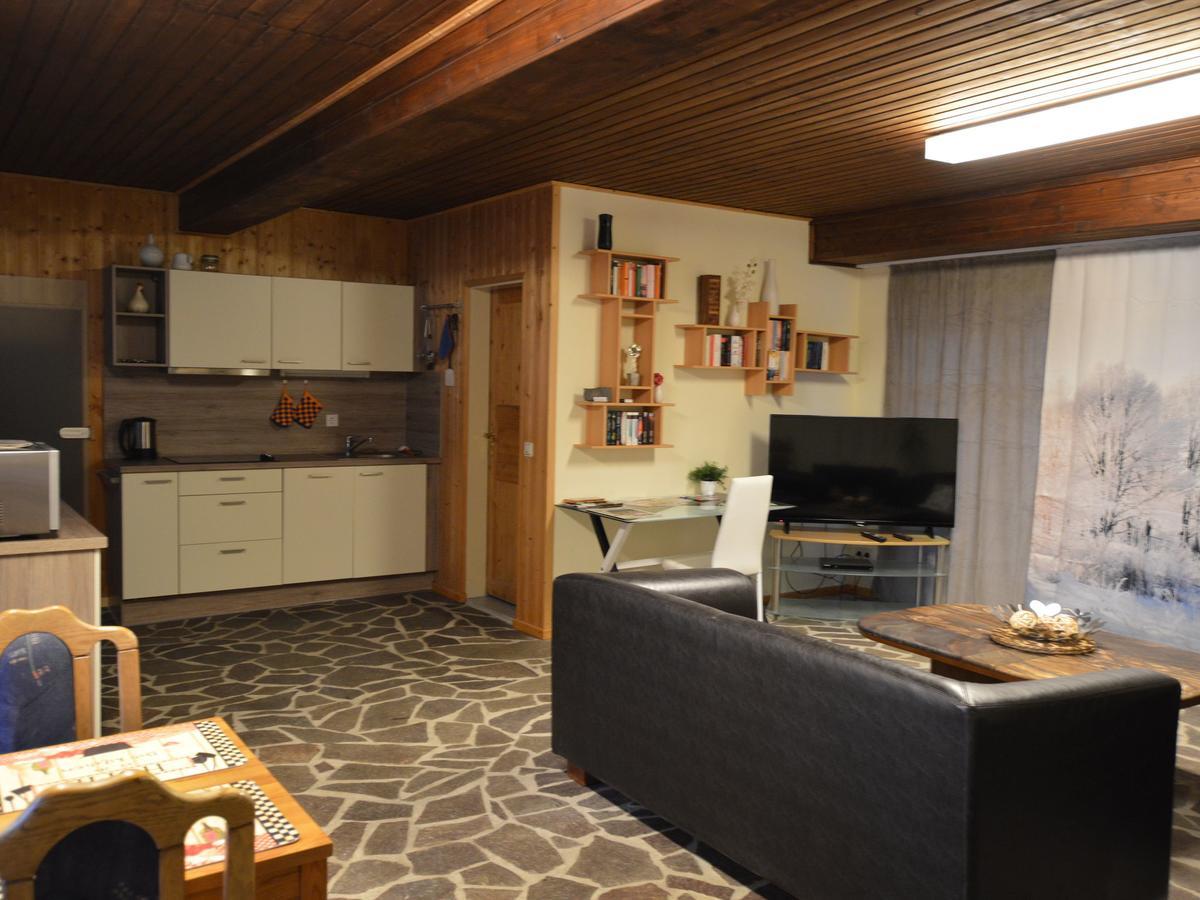 Apartment In The District Of Мандершайд Екстериор снимка